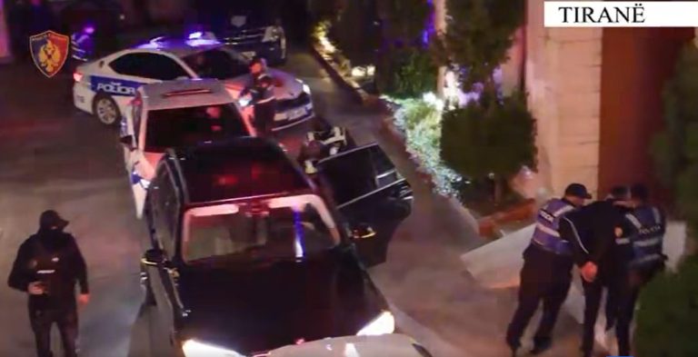 U Tirani uhapšeni zbog trgovine oružjem sa Kosova