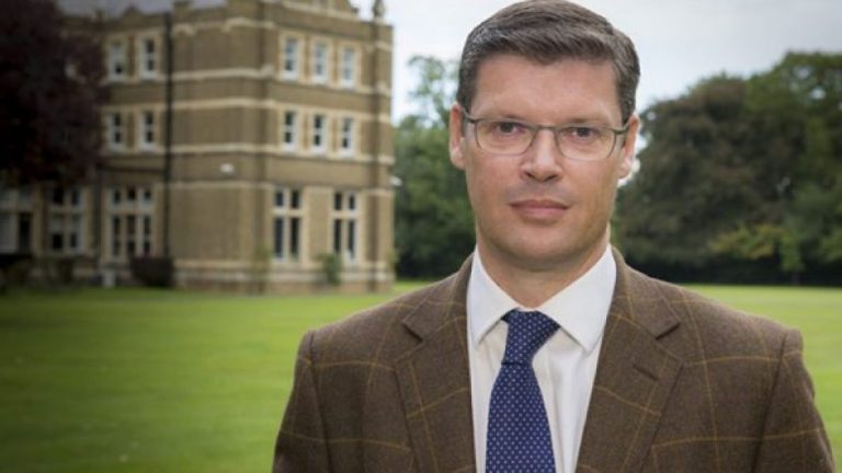 Ker-Lindzi: Priština ne prihvata ni osnovna prava Srba na autonomiju