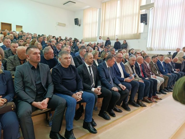 Konsultativni sastanak na FTN-u