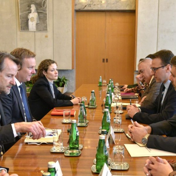 Petković sa Sorensenom: Hitno pokrenuti&hellip;