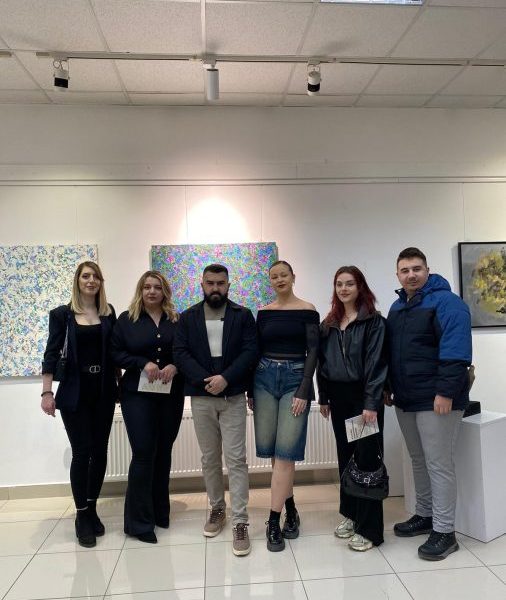 Izložba novih članova ULUKiM u Zubinom Potoku