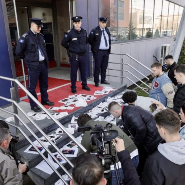 Omladina PDK u akciji ispred&hellip;