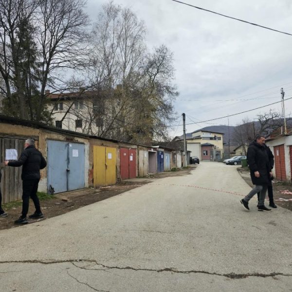 Korisnici garaža kod Pritvorskog centra&hellip;