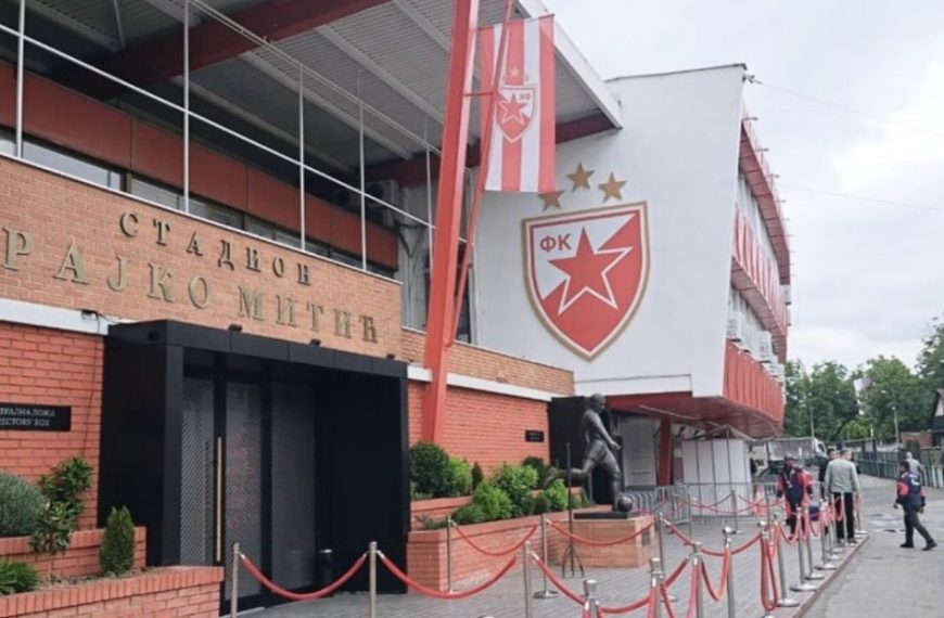 Zvezda obradovala najmlađe navijače sa KiM