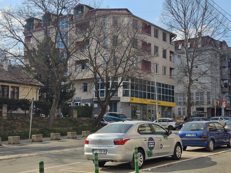 Falsifikovana novčanica otkrivena u banci u Severnoj Mitrovici
