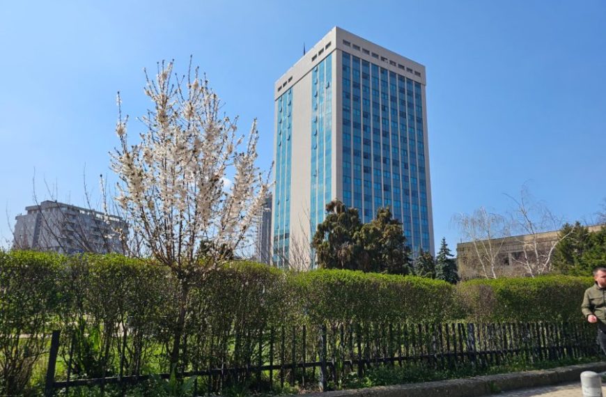 Kosovo sve bliže vanrednim izborima – sednica za predsednika ponovo odložena