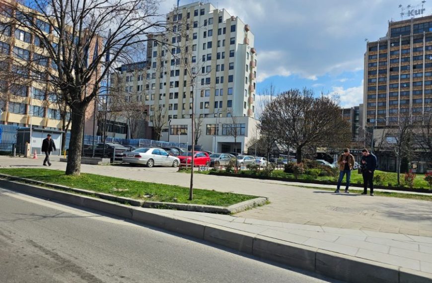 Priština: Podignute optužnice protiv osam lica za korupciju i falsifikovanje dokumenata