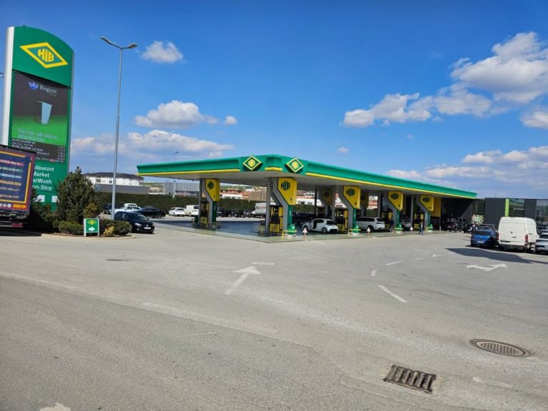 Na Kosovu danas dizel jeftiniji, cene benzina i gasa nepromenjene