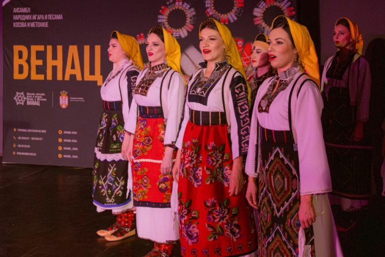 Veličanstven koncert ansambla „Venac“ u Lešku