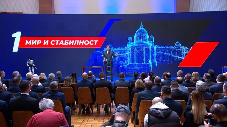 Vučić: Pojačaćemo finansijsku podršku Srbima na Kosovu i Metohiji