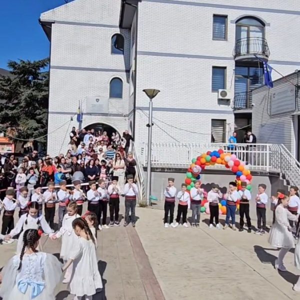 Vaskršnji humanitarni bazar u Zubinom…