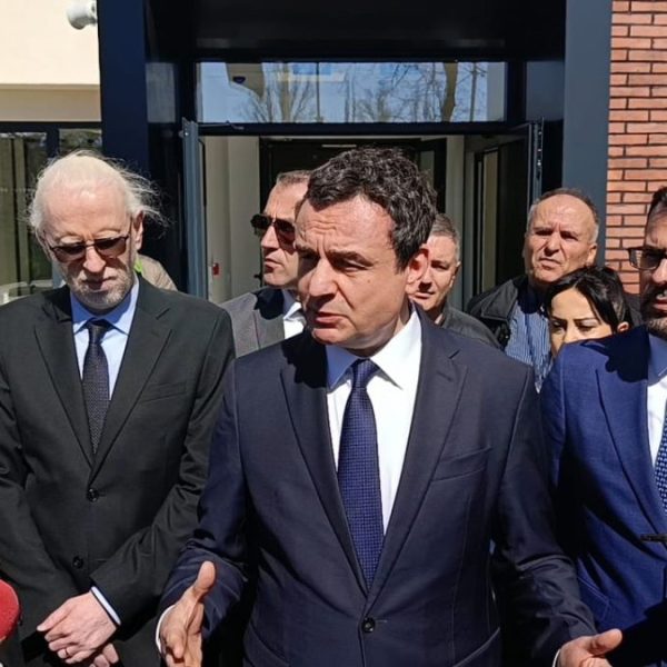 Kurti opoziciji: Pomozite da ne&hellip;