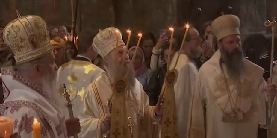Patrijarh Porfirije služio liturgiju u manastiru Visoki Dečani