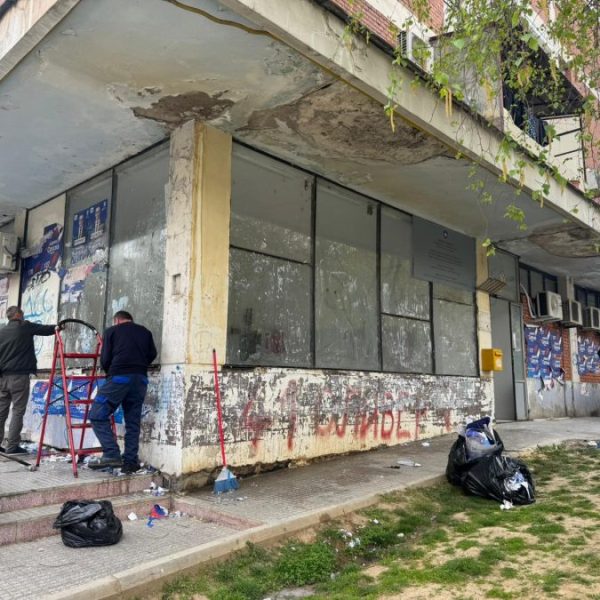 Severna Mitrovica: Pripreme za kancelariju…