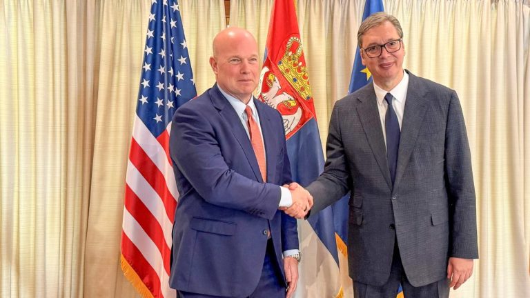 Ambasador SAD pri NATO: Srbija mora strateški da se uskladi sa Zapadom