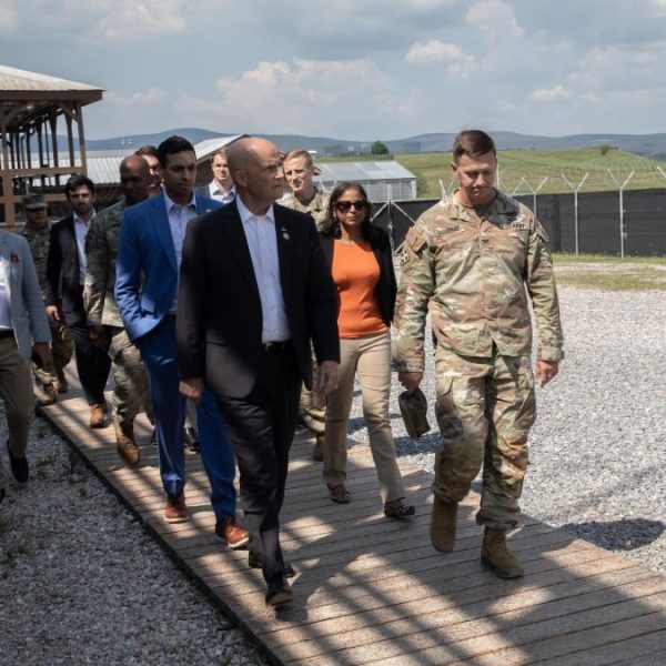 Delegacija američkih kongresmena stigla na&hellip;