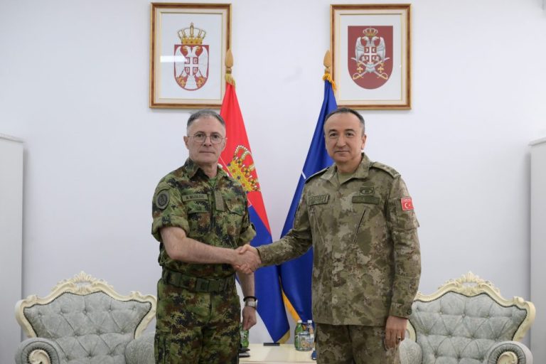 Mojsilović sa komandantom Kfora o bezbednosti na KiM
