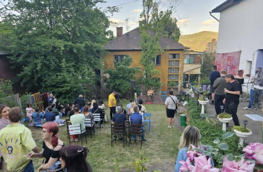 Mitrovica na jedno veče ličila na Berlin: Spoj umetnosti, jezika i ljudi