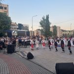 Pesmom i igrom “U susret&hellip;