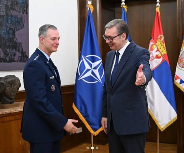 Vučić i komandant NATO-a o&hellip;