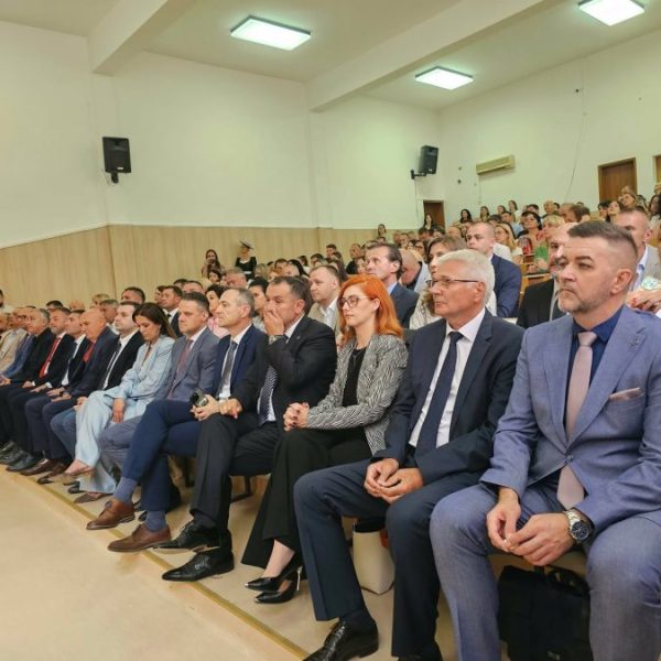 Arsić: Nema planova za preseljenje&hellip;