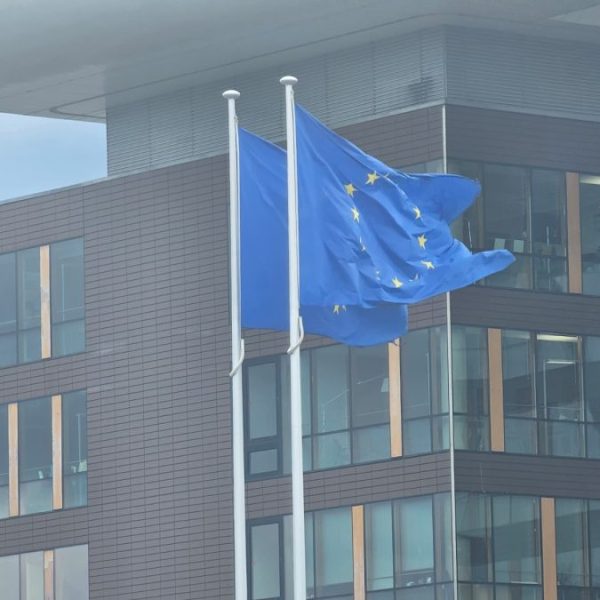 EU pozvala Kosovo na odgovornost…