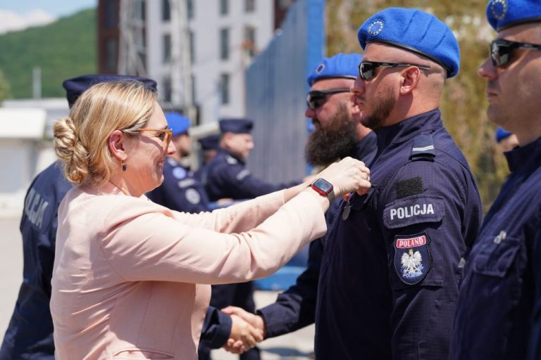 Poljski policajci odlikovani u misiji EULEX-a
