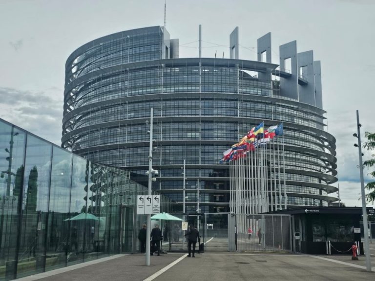 EP: Podrška Srbiji kroz Plan rasta EU uslovljena normalizacijom odnosa sa Kosovom
