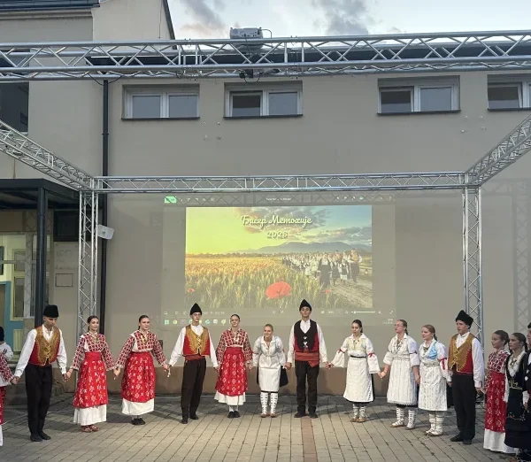 U Goraždevcu održana smotra folklora…