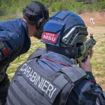 Karabinijeri na vežbi bojevog gađanja