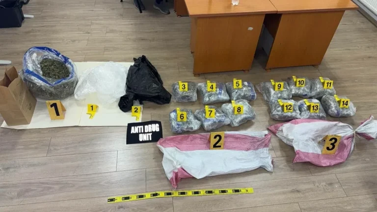 U Kačaniku zaplenjeno oko 18 kilograma marihuane, uhapšene dve osobe