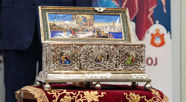 SPC: Donošenje Pojasa Bogorodice nije povezano sa materijalnim, novac kao pomoć ide srpskim porodicama na KiM