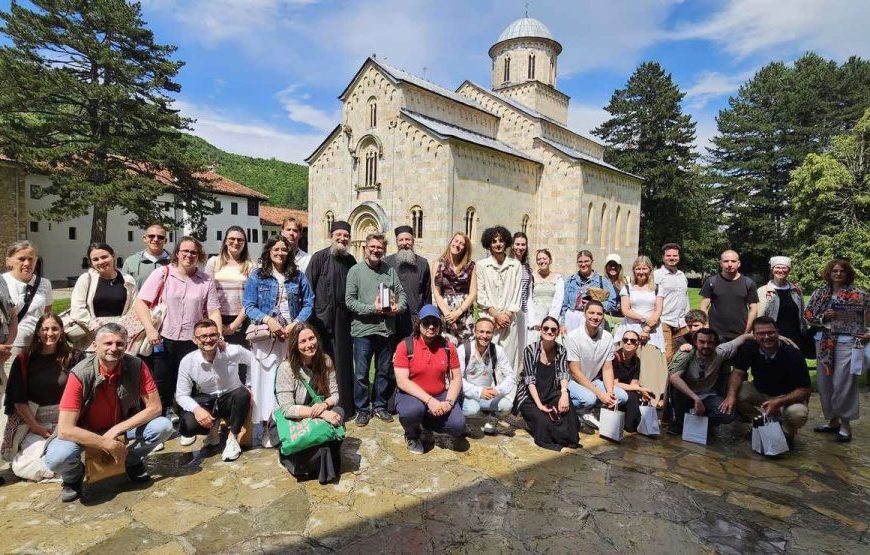 Studenti istorije iz Beograda obišli manastire i srpske enklave na Kosovu i Metohiji