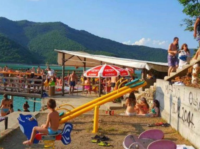 Gazivode: Vlasnicima hotela i plaže „Jezero“ od Ibra-Lepenca…