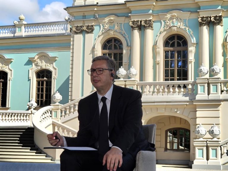 Vučić: Izjava Paunovićeve ne odražava volju i politiku predsednika i Vlade
