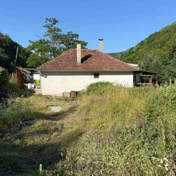U Čečevu srušena kuća