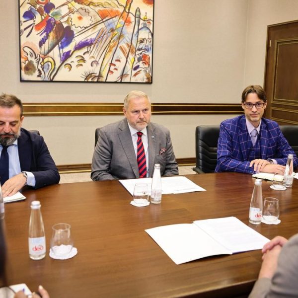 Teras: Budućnost Kosova je u&hellip;