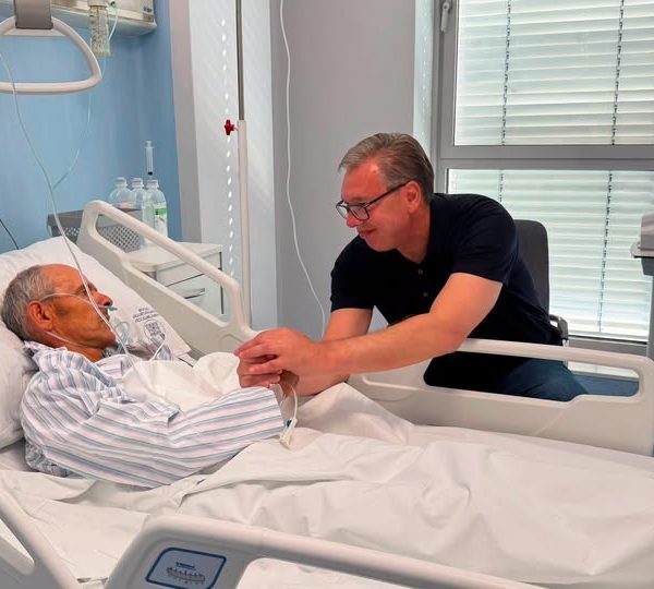 Vučić posetio Nenada Raškovića u&hellip;