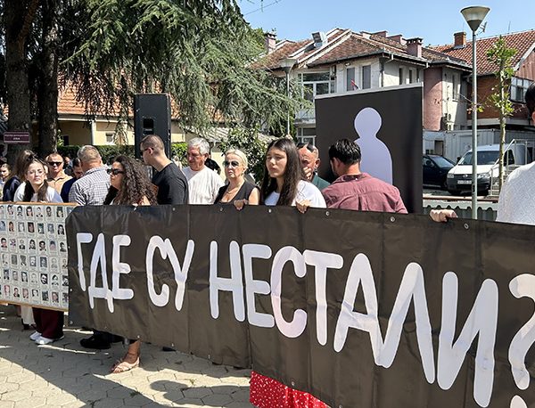 U Gračanici obeležen Dan nestalih&hellip;