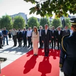 Kurti i Hadžiju položili vence…