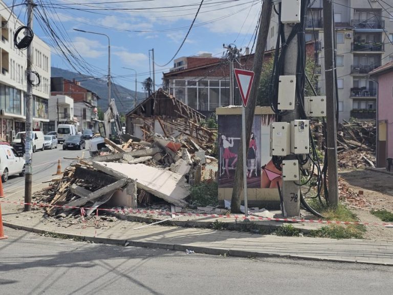 Rušenje objekata u Bošnjačkoj mahali bez važeće dozvole? Opština naložila obustavu radova