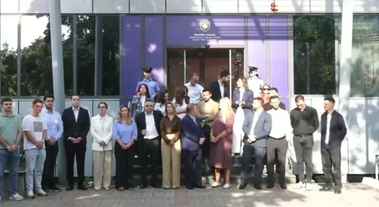 Opozicija i studenti protestuju ispred Vlade Kosova: Kosovo&hellip;