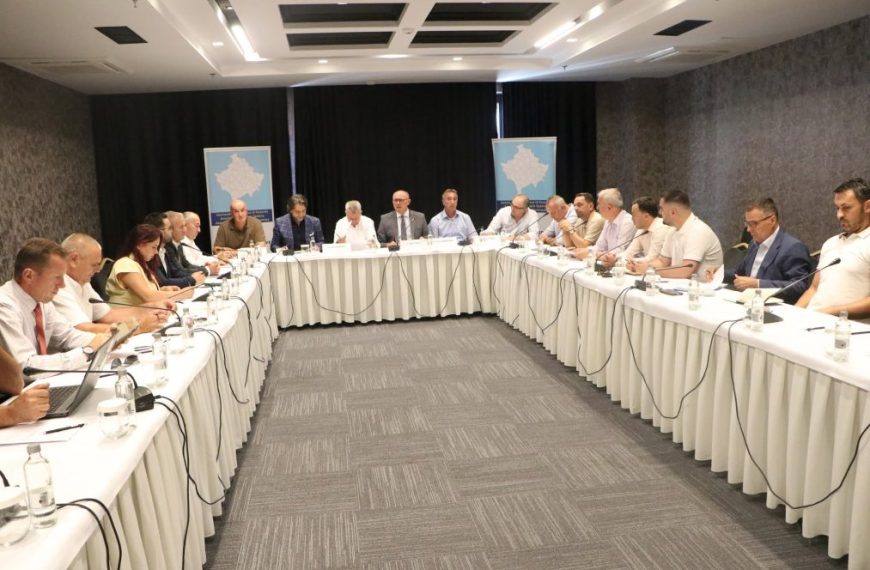 Udruženje kosovskih opština najavilo protest 1. septembra ispred vlade