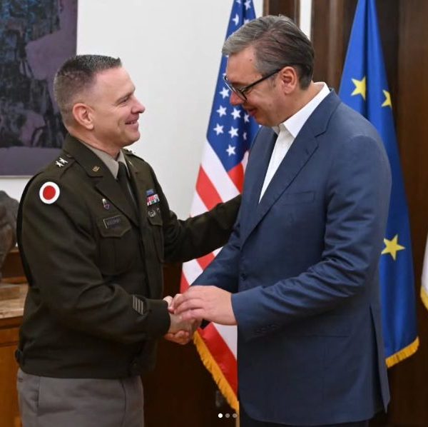 Vučić sa komandantom Nacionalne garde&hellip;