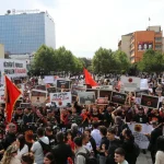 Priština: Studenti protestovali protiv odluke&hellip;