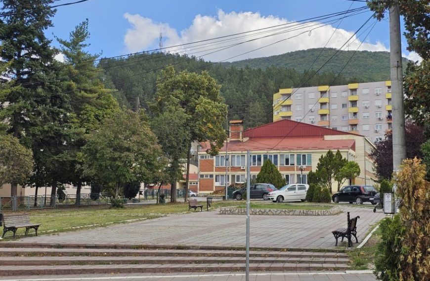 Pokušaj ubistva u Leposaviću, četvorogodišnje dete povređeno nožem