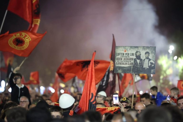 Policija bacila suzavac u Prištini