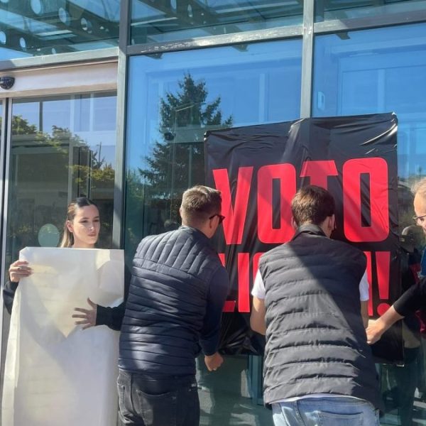 Protest ispred Ministarstva pravde: „Vreme…