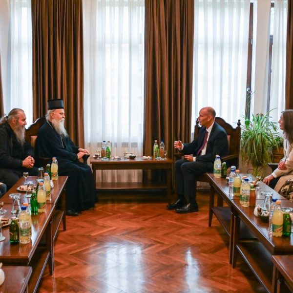 Due sa mitropolitom Teodosijem o&hellip;