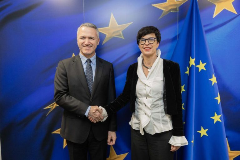 Kos: Izmene Zakona o Specijalizovanim većima korak unazad na putu ka EU